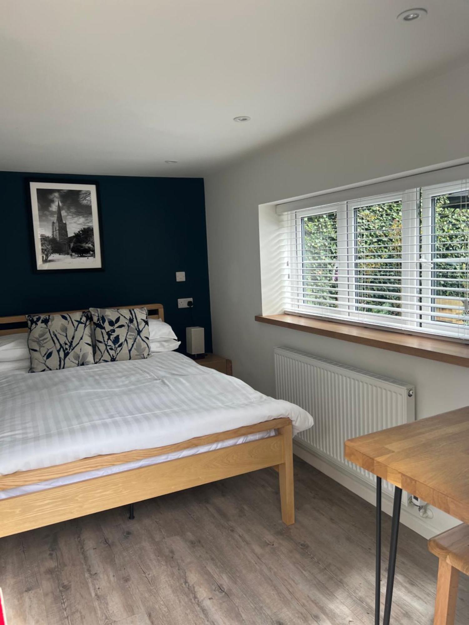 Priory Tearooms Burford With Rooms Exteriör bild